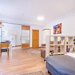 Cosy Studio In Vilnius Old Town By Urban Rent