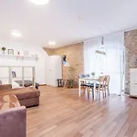 Cosy Studio In Vilnius Old Town By Urban Rent