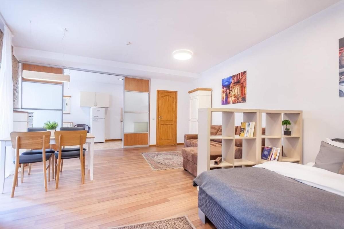 Butas Cosy In Old Town By Urban Rent Vilnius