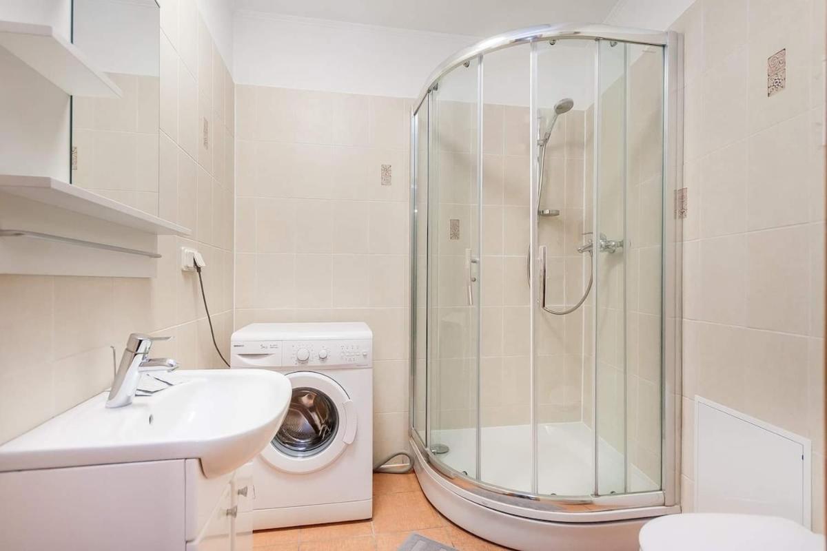 Cosy In Old Town By Urban Rent * Vilnius