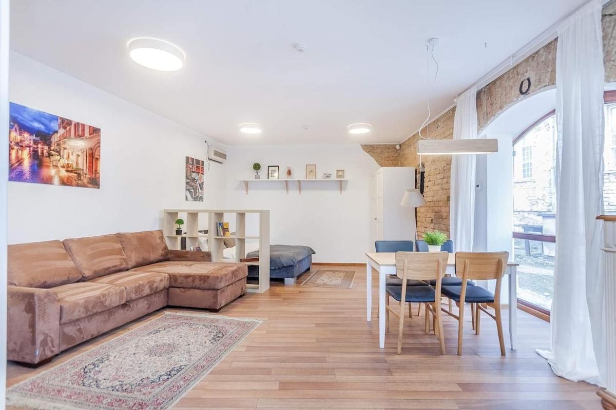 Cosy In Old Town By Urban Rent Butas Vilnius