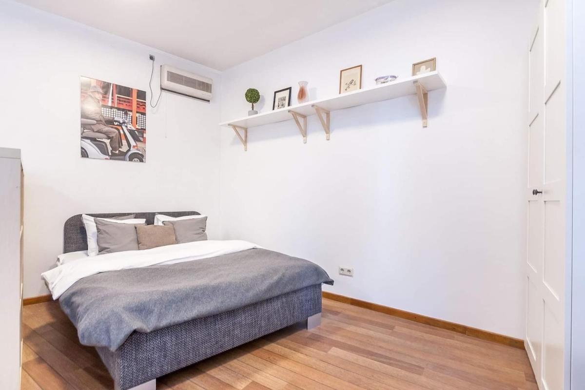 Cosy In Old Town By Urban Rent Butas *