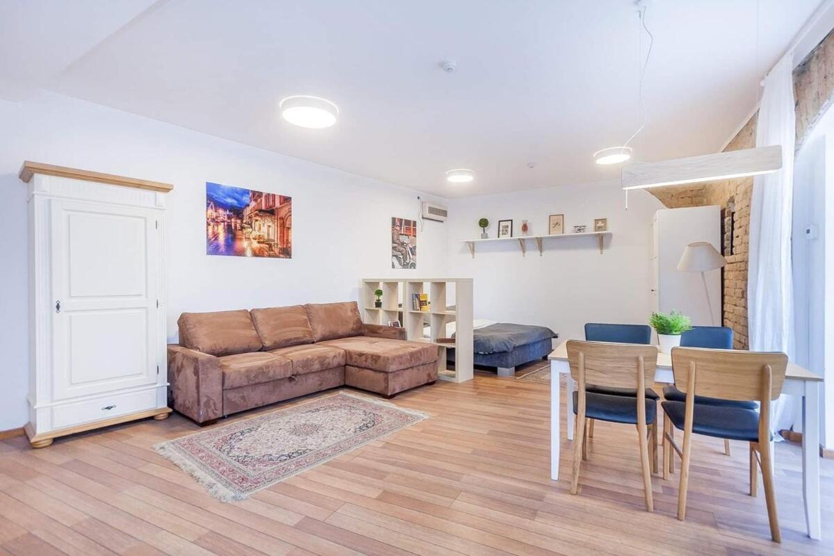 Cosy In Old Town By Urban Rent Butas Vilnius